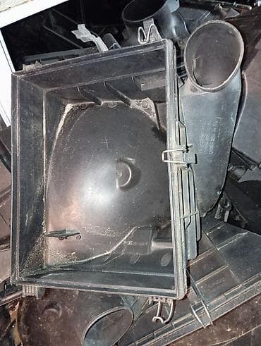 kutu: Mercedes hava qazanı Şəhər: Bakı Elanın növü: Ehtiyat hissələri — 9