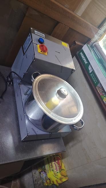 Restoran baglanib Sekilde gorduyunuz her sey satilir bunnan elave