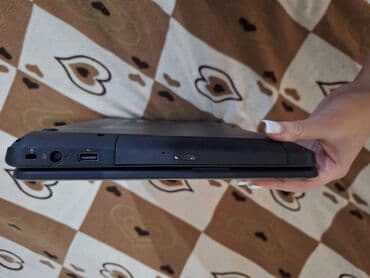 netbook ikinci el: Tecili satılır — 4