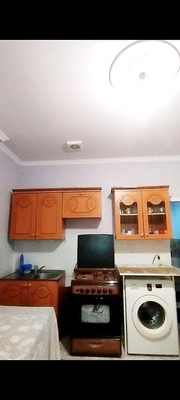 bahar heyət: 3 otaqlı, 90 kv. m, Kredit yoxdur, Orta təmir — 8