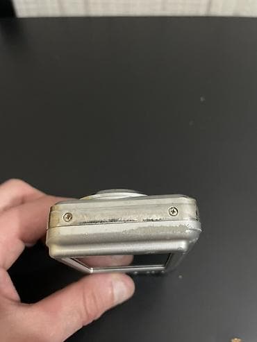 16 pro dubay: Fujifilm FinePix AV seriyalı kompakt rəqəmsal fotoaparat - Korpus — 6