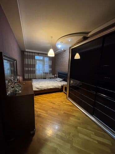 1 однокомнатная квартира: 3 комнаты, 100 м² — 2