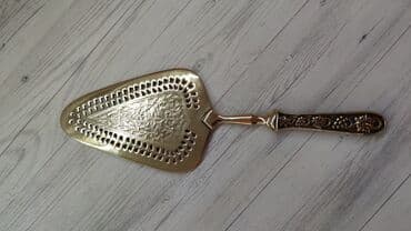 qab qaşiq: Latun qedim tort lapatkası ideal vəziyyətdə Əl işi İndia — 1