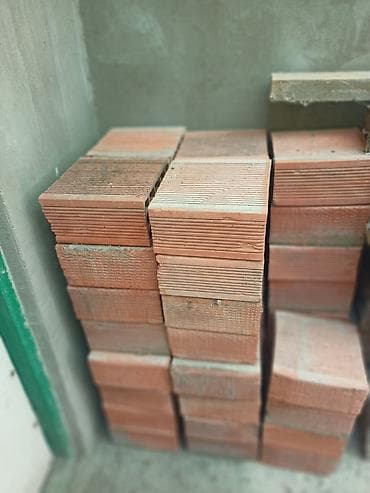 keramik: Məhsul: Qırmızı keramik kərpic blokları Təsvir: - Divar hörgüsü üçün — 1