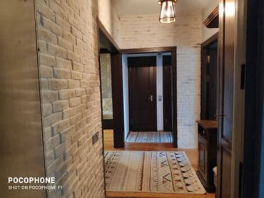 9 ci mikrorayon satilan evler: Bakı, 3 otaqlı, Köhnə tikili, m. Xalqlar Dostluğu, 385 kv. m — 10