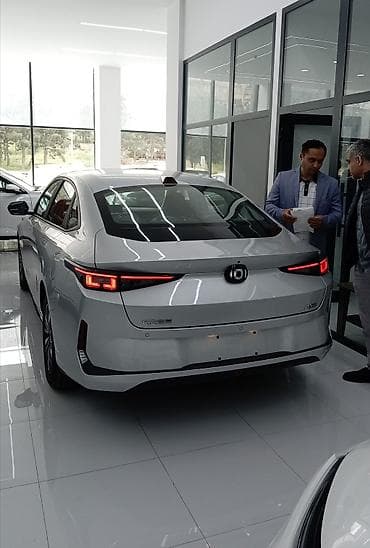 Changan Qiyuan A05: 1.5 l | 2025 il 7000 km Sedan