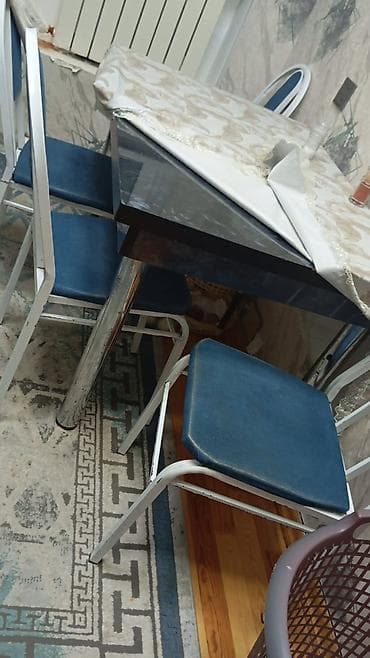 Qonaq otağı üçün, Dördbucaq masa, 4 stul — 5