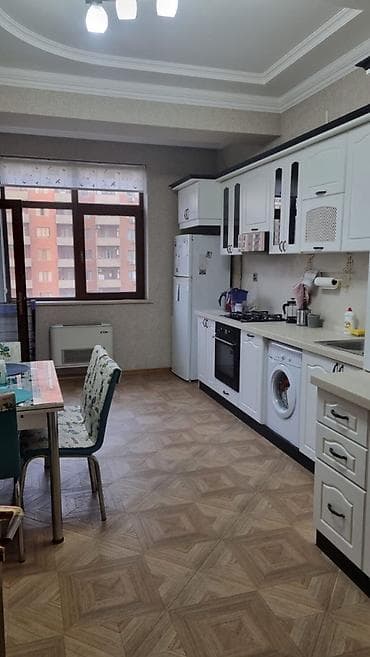 ev menzil: 📍 Nizami metrosunun yaxınlığında Nizami metrosuna yaxın ərazidə, 16 — 8