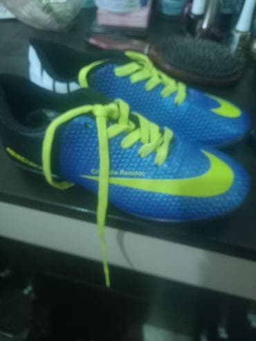 butsu: Butslar Nike — 1