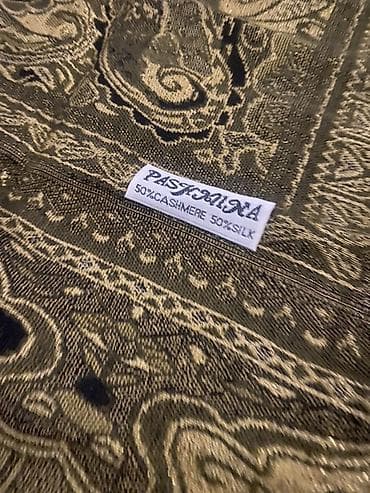Hicab: Pashmina şal – 50% kaşmir, 50% ipək - Material: Etiketdə göstərildiyi — 2