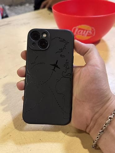 IPhone 13, 128 GB, Qara, Face ID — 4