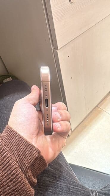 world telecom iphone 11 pro: IPhone 16 Pro, 128 GB, Qızılı, Zəmanət, Face ID, Sənədlərlə — 5