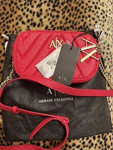 Çiyin çantası, Armani Exchange — 2