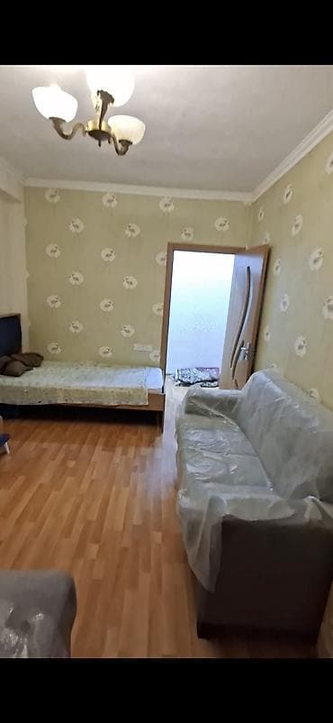 şirniyat evi: Satilir : 1 otaqlı, mebellə təmin olunmuş mənzil/otaq. Ünvan Abşeron — 5