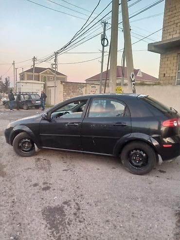 Suzuki Forenza / Reno: 2 l | 2007 il 154000 km Hetçbek