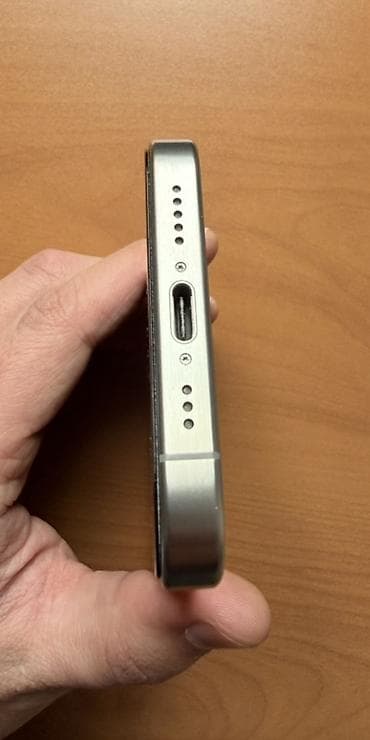 Компьютеры, ноутбуки и планшеты: IPhone 15 Pro, 128 ГБ, Серебристый, Face ID — 6