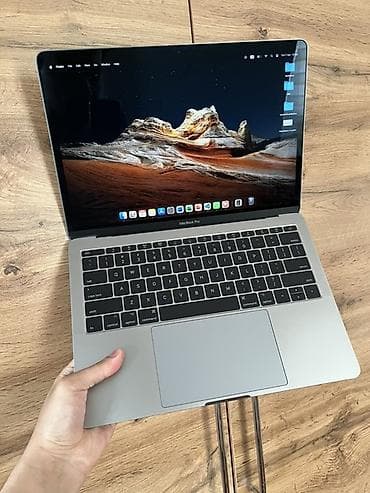 macbook 2 el: Apple MacBook Pro 13" (2017) – Space Gray - Ekran: 13.3" Retina - — 3