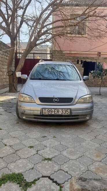 Opel Astra: 1.8 l | 2000 il 300000 km Universal