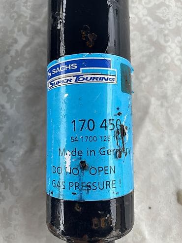 ericsson t28 satilir: W202 arxa sag stop arginal madein germanya -55 azn W202 qabaq — 4