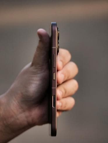 inter: Infinix 256 GB, rəng - Narıncı, Simsiz şarj — 3