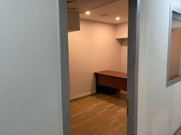 офисы в бизнес центре аренда: 28 may metrosunun yaxınlığında amerika sefirliyinə yaxın 260 kv sahəsi — 16