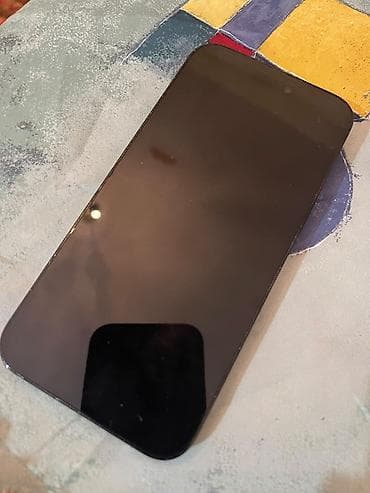 iphone pro max: IPhone 14 Pro Max, Qara — 4