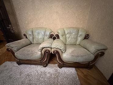 divan kreslo: İşlənmiş, Klassik divan, Divan, Bazasız, Açılmayan — 1