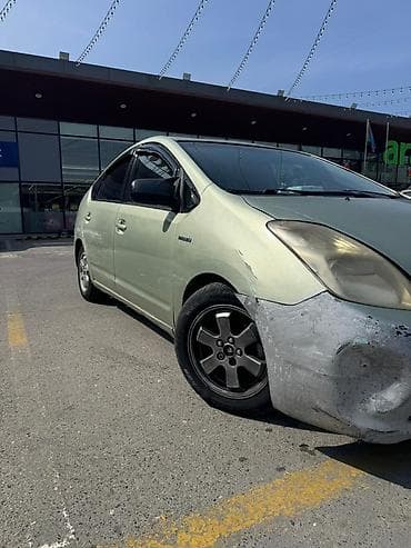 prius diskler: Toyota Prius: 1.5 l | 2007 il Hetçbek — 2