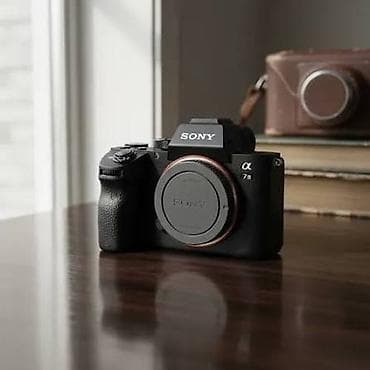 Elektronika: Sony Alpha 7 III (a7 III) tam kadr güzgüsüz fotoaparat gövdəsi. - — 1