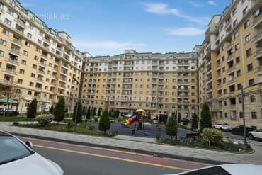 qax kiraye: Mənzil 2-otaqli studiya mənzildir, tam təmirli və tam əşyalidir. Evdə — 1