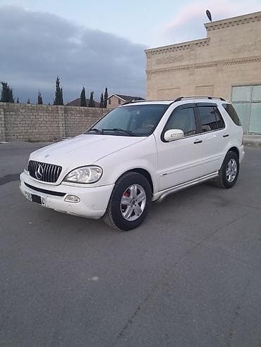 Mercedes-Benz ML 350: 3.5 л | Внедорожник — 3