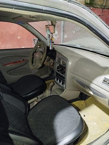 4 qapi niva: Chery Amulet (A15) sedan – ehtiyat hissələri üçün - Kuzov: 4 qapılı — 5