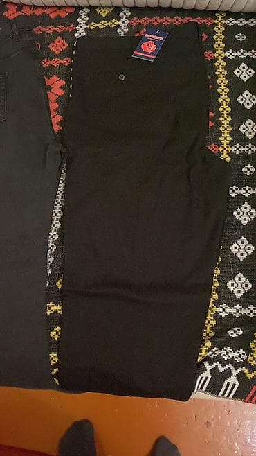 Qara rəngli kişi şalvarı - Klassik düz kəsim, gündəlik və ofis geyimi