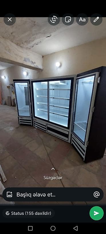 Mağaza vitrin soyuducusu – üç bölməli, şüşə qapılı, LED daxili — 1