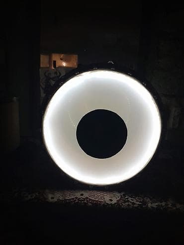 musiqi aparatı: Elektro-işıqlı böyük nağara - Korpus: silindrik, möhkəm konstruksiya; — 3