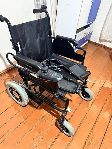 Digər tibbi məhsullar: Elektrikli əlil arabası - İdarəetmə: Sağ/döşəmə tərəfdə quraşdırılmış — 2