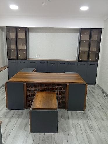 lalafo masa: Ofis mebel dəsti – premium sinif - Masa: Geniş iş səthi olan əsas — 1