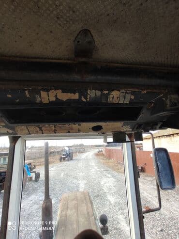 Yağlar və avtokimyəvi maddələr: Kabinli təkərli traktor - Ön təkər konfiqurasiyası: dar, arxa — 6