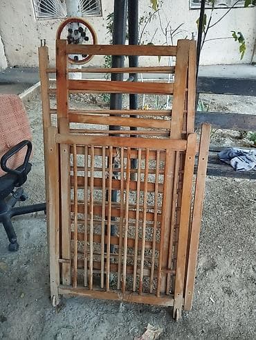 islenmis matras: Taxta qatlanan uşaq beşiyi - Material: təbii taxta, lamelli — 1