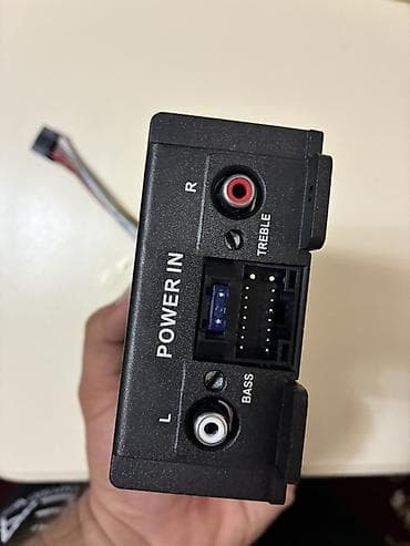 ses güçlendirici: Android monitor üçün Uslitel Xüsusiyyətlər: - Girişlər: Sol və Sağ RCA — 2