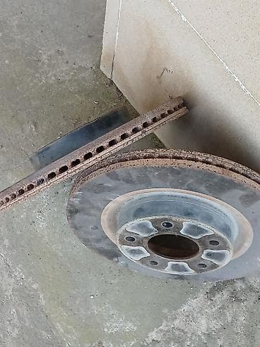 Məhsul: Avtomobil üçün ön əyləc diskləri (cüt) Xüsusiyyətlər: -