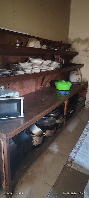 Restoran, kafe avadanlığı: Kafe baglandigi ucun butun esyalar serfeli qiymete satilir.Tecili — 8