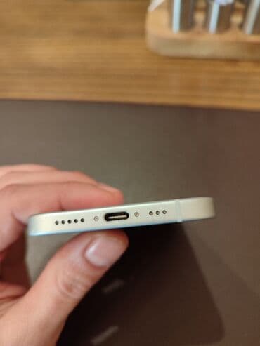 iphone чехол стразы: IPhone 15, 128 ГБ, Голубой — 1