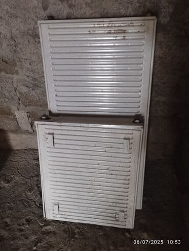 ikinci əl radiatorlar: İşlənmiş Panel Radiator Alüminium, Ünvandan götürmə, Kredit yoxdur — 1