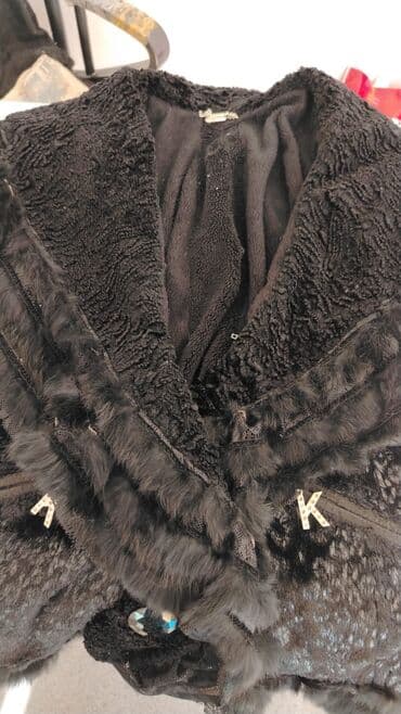 trenerke 4xl: Kurtqa satılır təzədir 60 manata alınıb razmer olmadıgı ücün 30 manata — 8