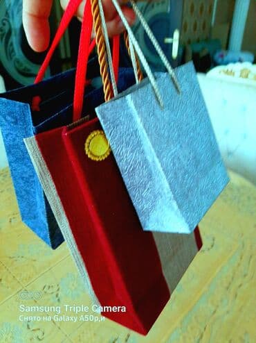 дивайн духи цена бишкек: Kağız çantalar. Əl işləri. Batçapda yazın. Qiymət 40 qəpikdən — 2