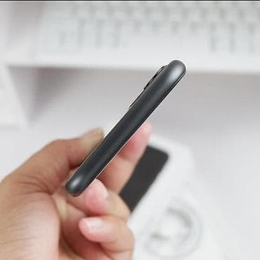 iphone 12 pro qiymet: IPhone 11, 64 GB, Qara, Face ID — 6