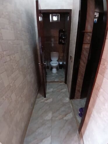 ibrahim eliyev: 3 otaqlı, 100 kv. m, Orta təmir — 4