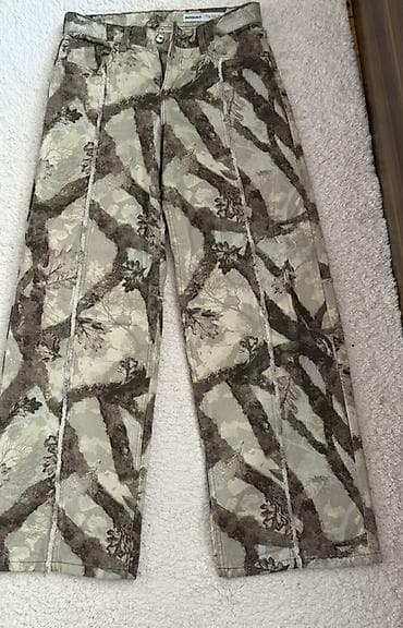 Yenidir olcusu boyuk oldugy ucn satilir 110manata alinib