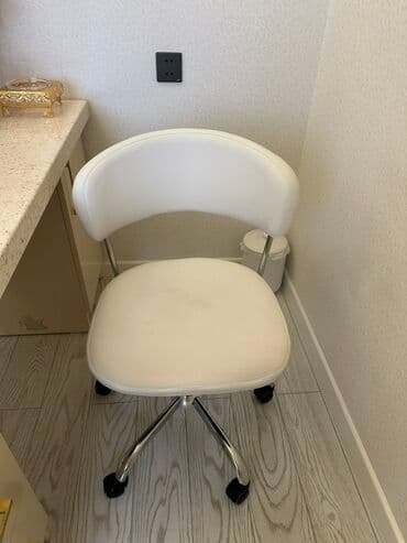 a4 kagiz qiymeti: JYSK-dan 450 azn almışam.Böyük kreslo istediyim üçün deyerınden ucuz — 2